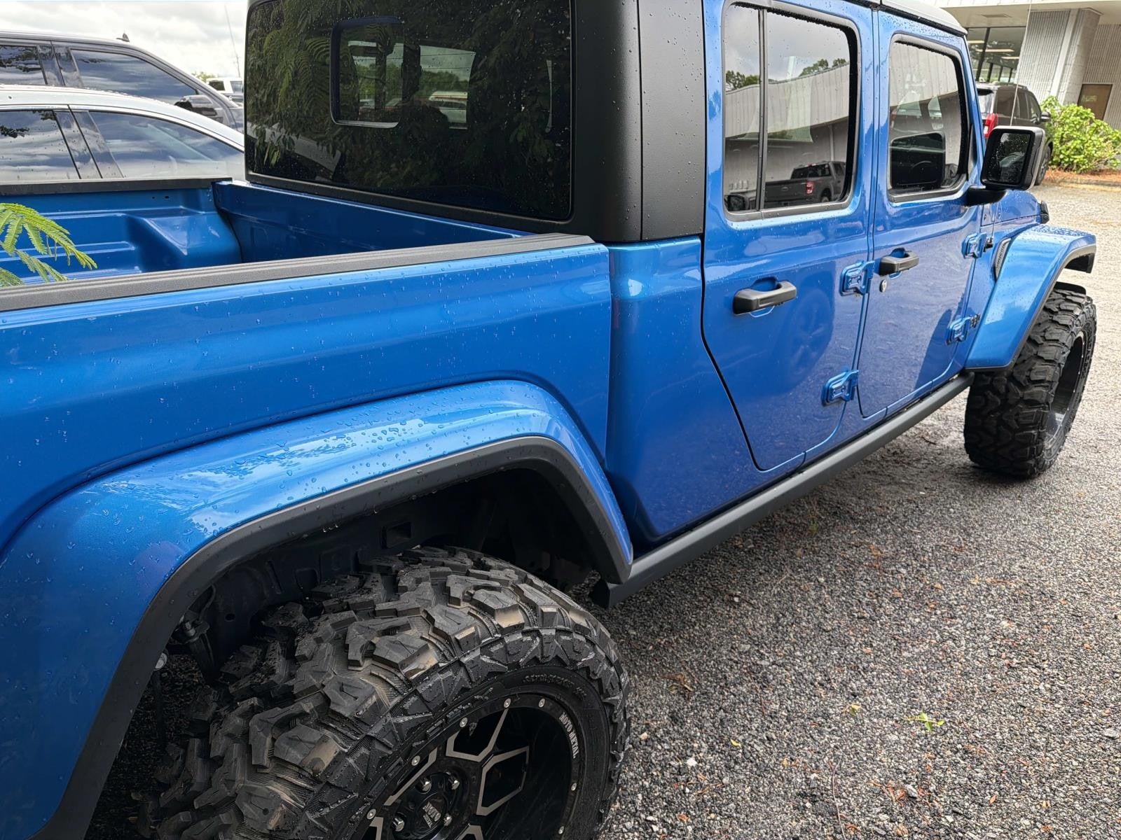 2022 Jeep Gladiator Willys