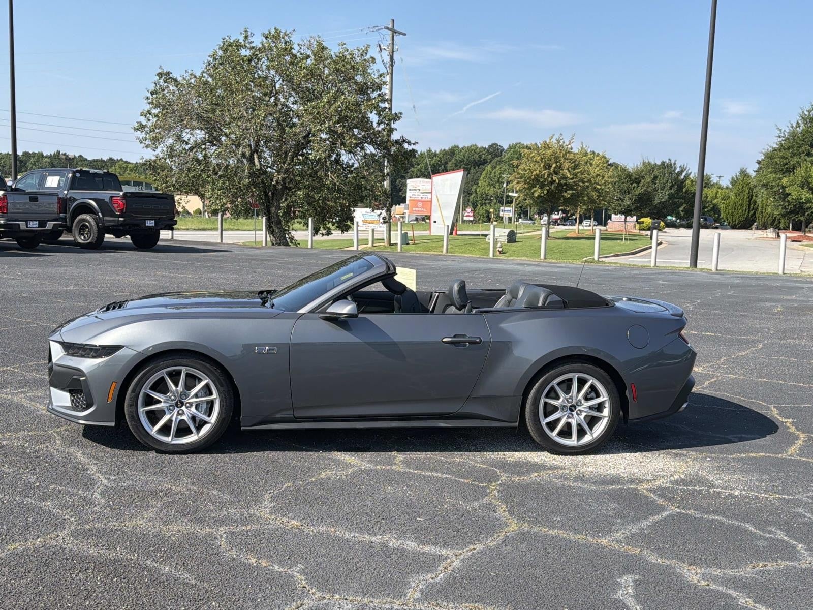 2025 Ford Mustang GT Premium
