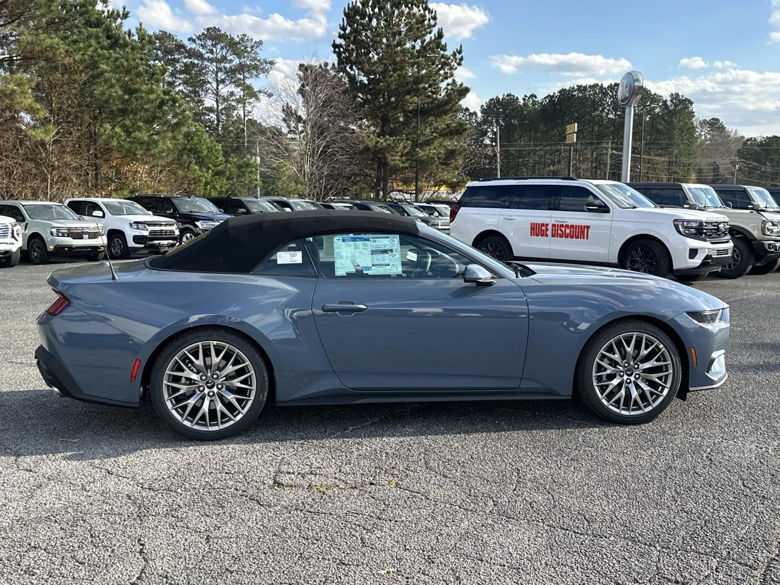 2026 Ford Mustang ECOBOOST PREMIUM CONVERTI