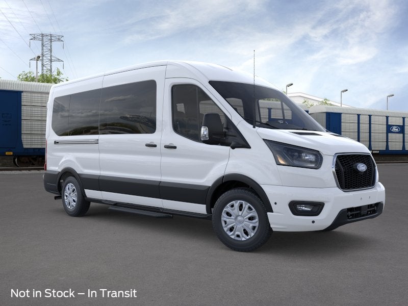 2026 Ford Transit Passenger Wagon T-350 148 MED ROOF XL RW
