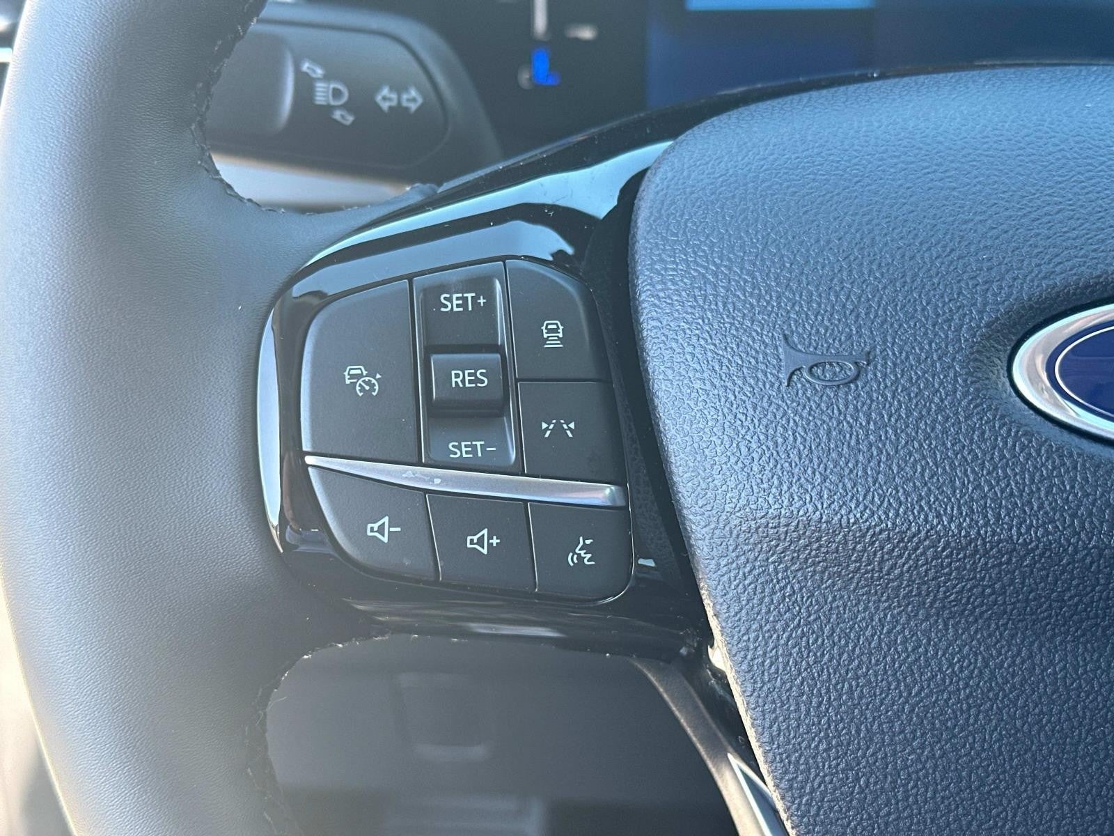 2025 Ford Escape PHEV FWD