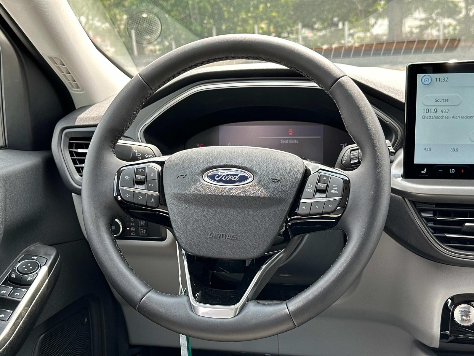 2025 Ford Escape PHEV FWD