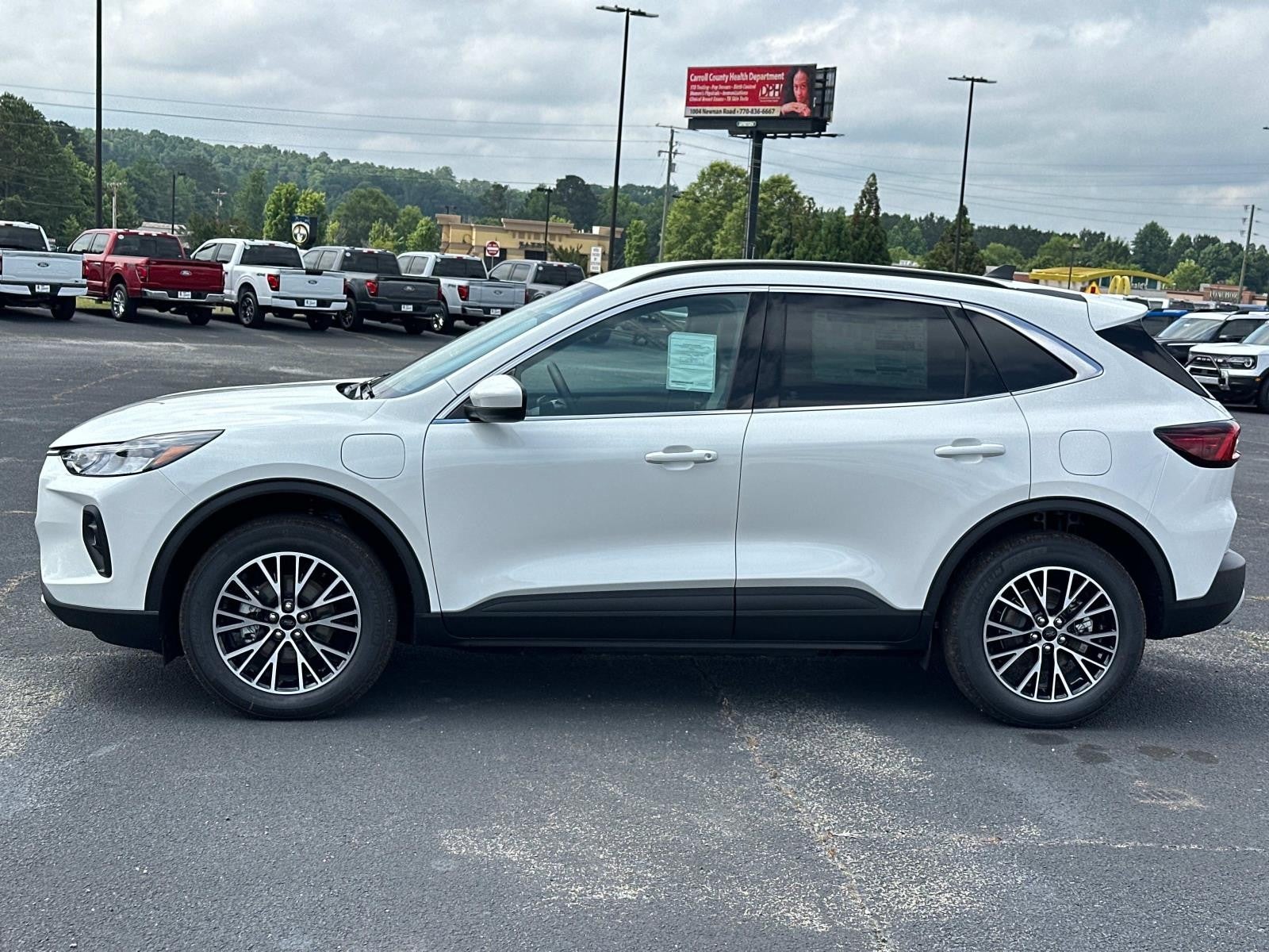 2025 Ford Escape PHEV FWD