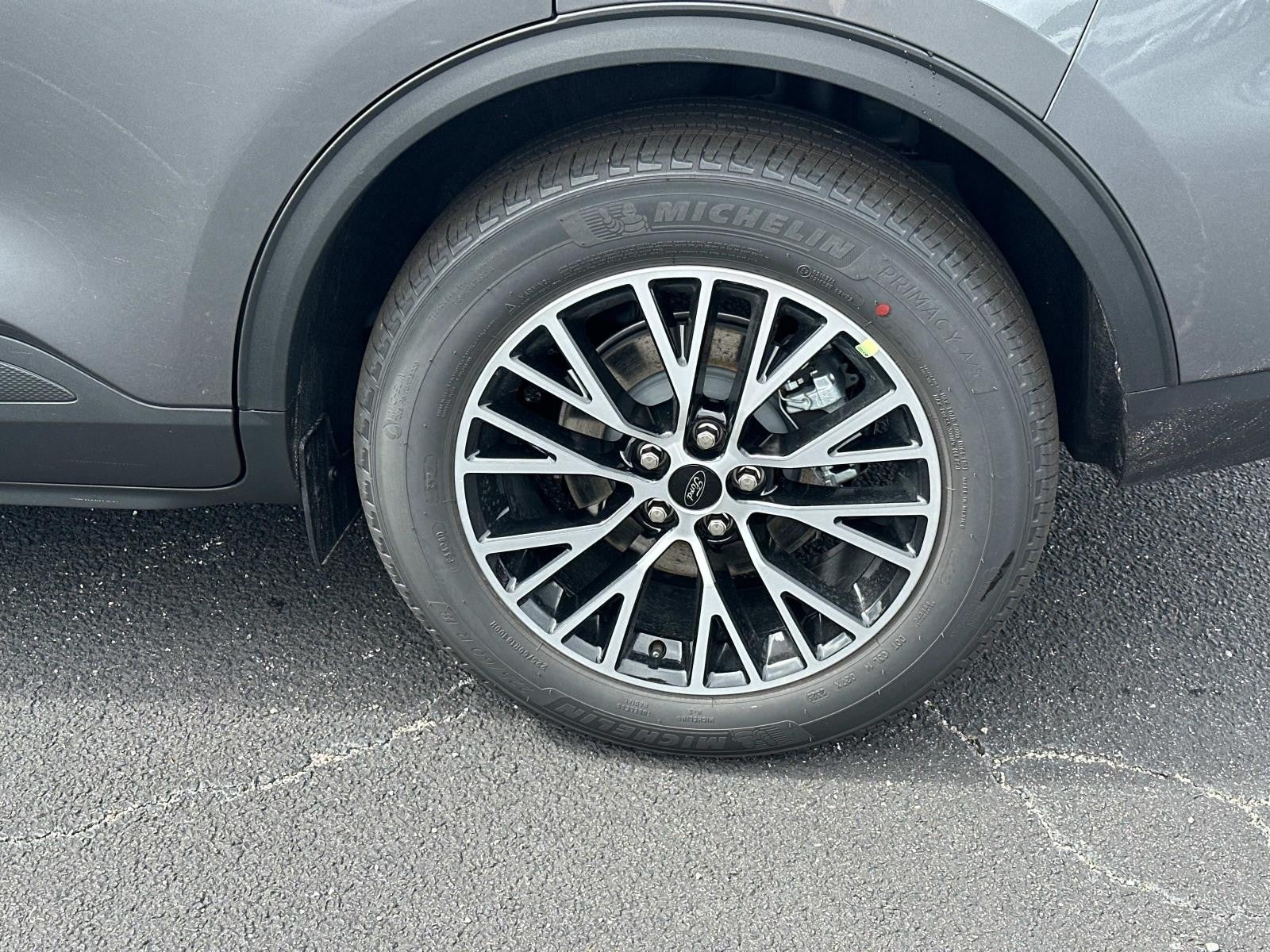 2025 Ford Escape PHEV FWD