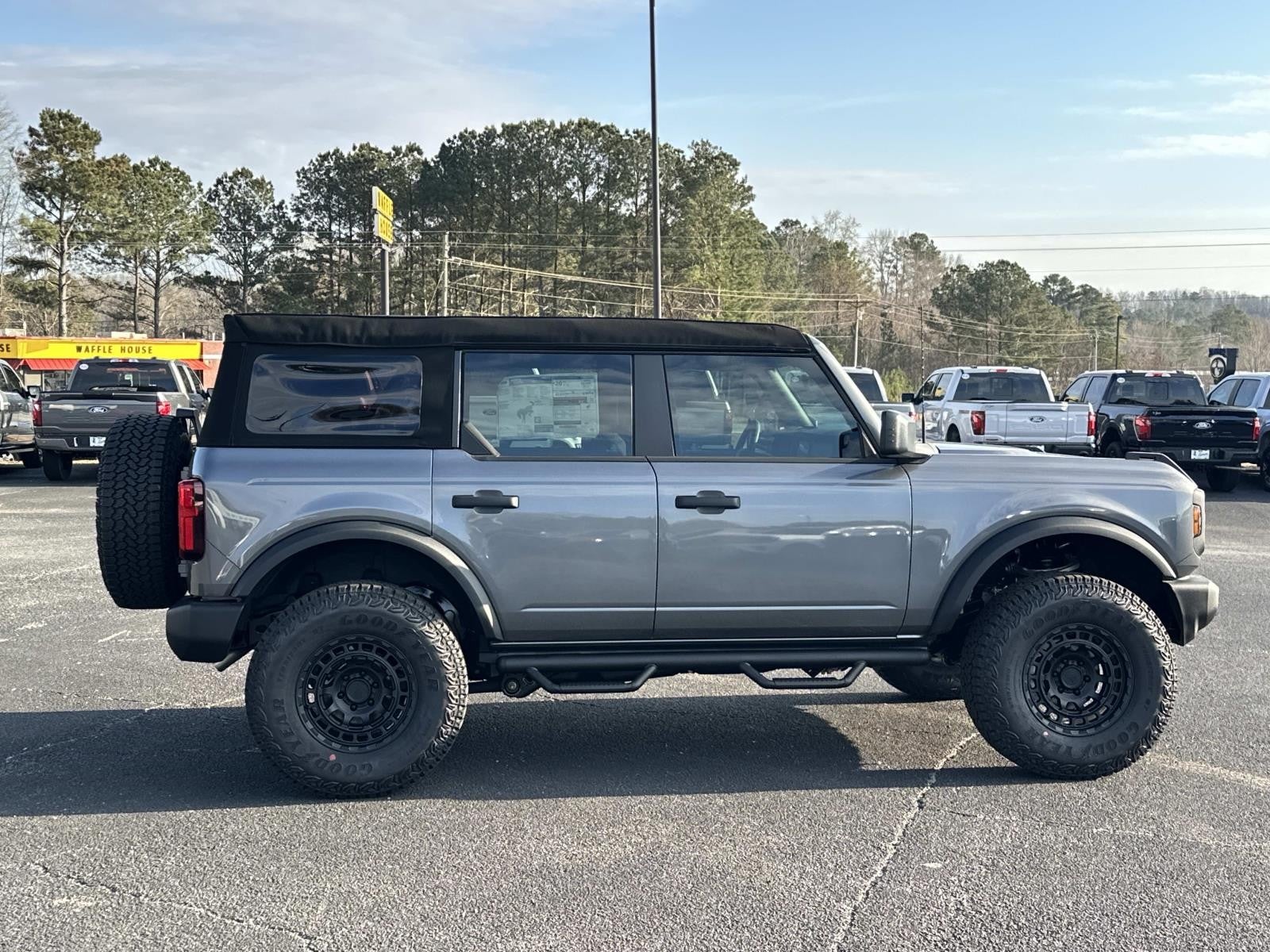 2025 Ford Bronco BASE 4 DOOR 4X4 PUG PACKAGE