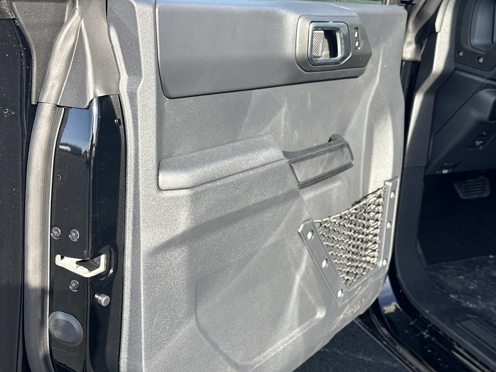 2025 Ford Bronco BASE 4 DOOR 4X4