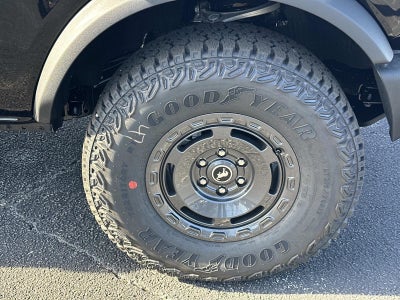 2025 Ford Bronco BASE 4 DOOR 4X4