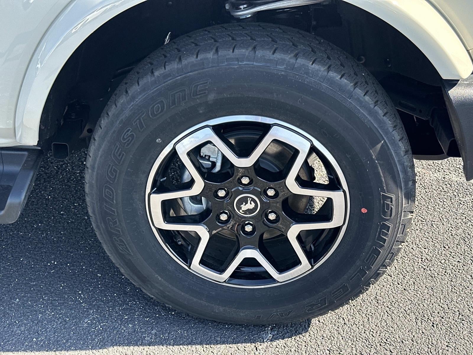 2025 Ford Bronco OUTER BANKS 4 DOOR 4X4