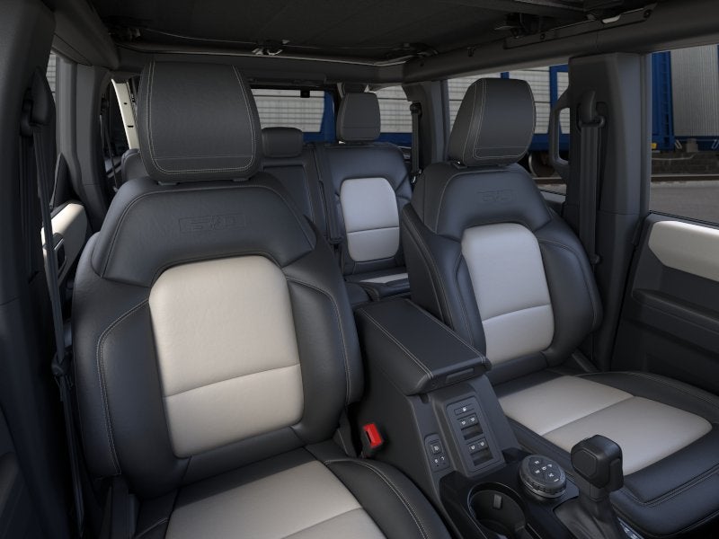 2025 Ford Bronco Outer Banks 4 Door 4x4