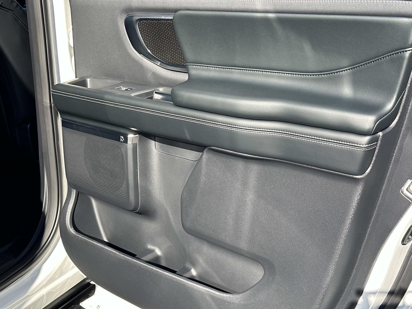 2026 Ford Expedition Max PLATINUM 4X4