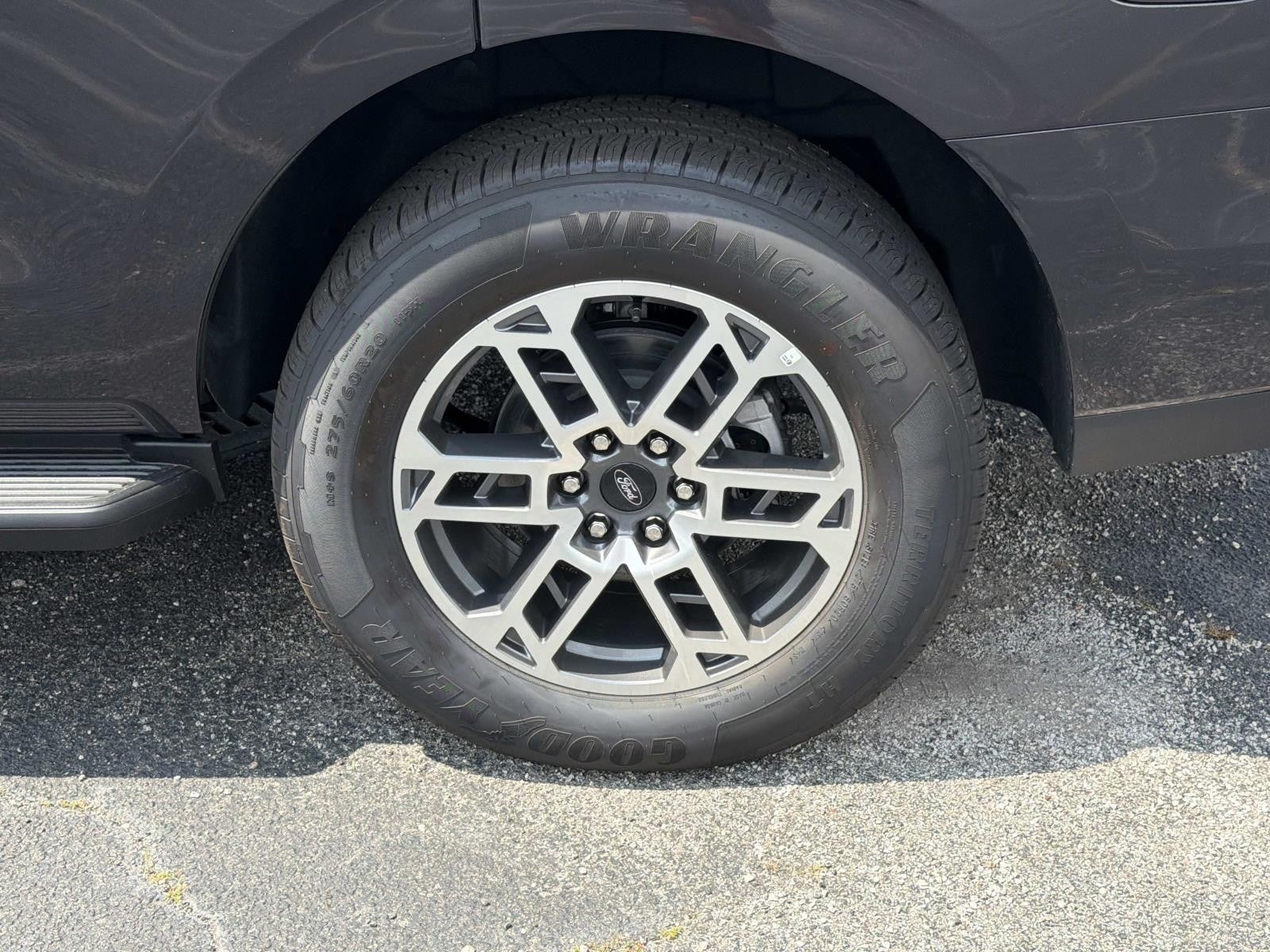 2026 Ford Expedition ACTIVE 4X2