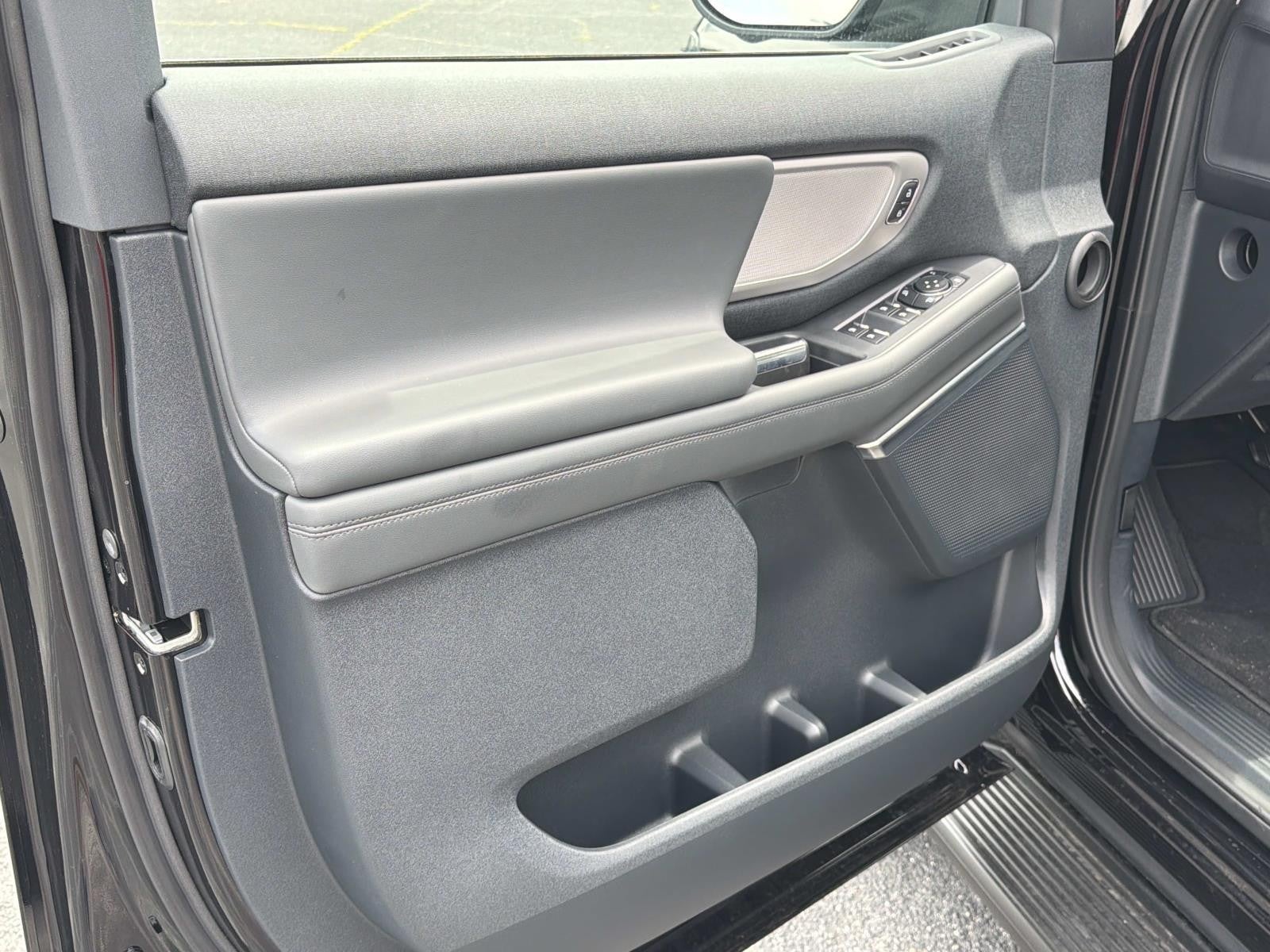 2026 Ford Expedition ACTIVE 4X2