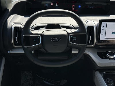 2026 Ford Expedition ACTIVE 4X2