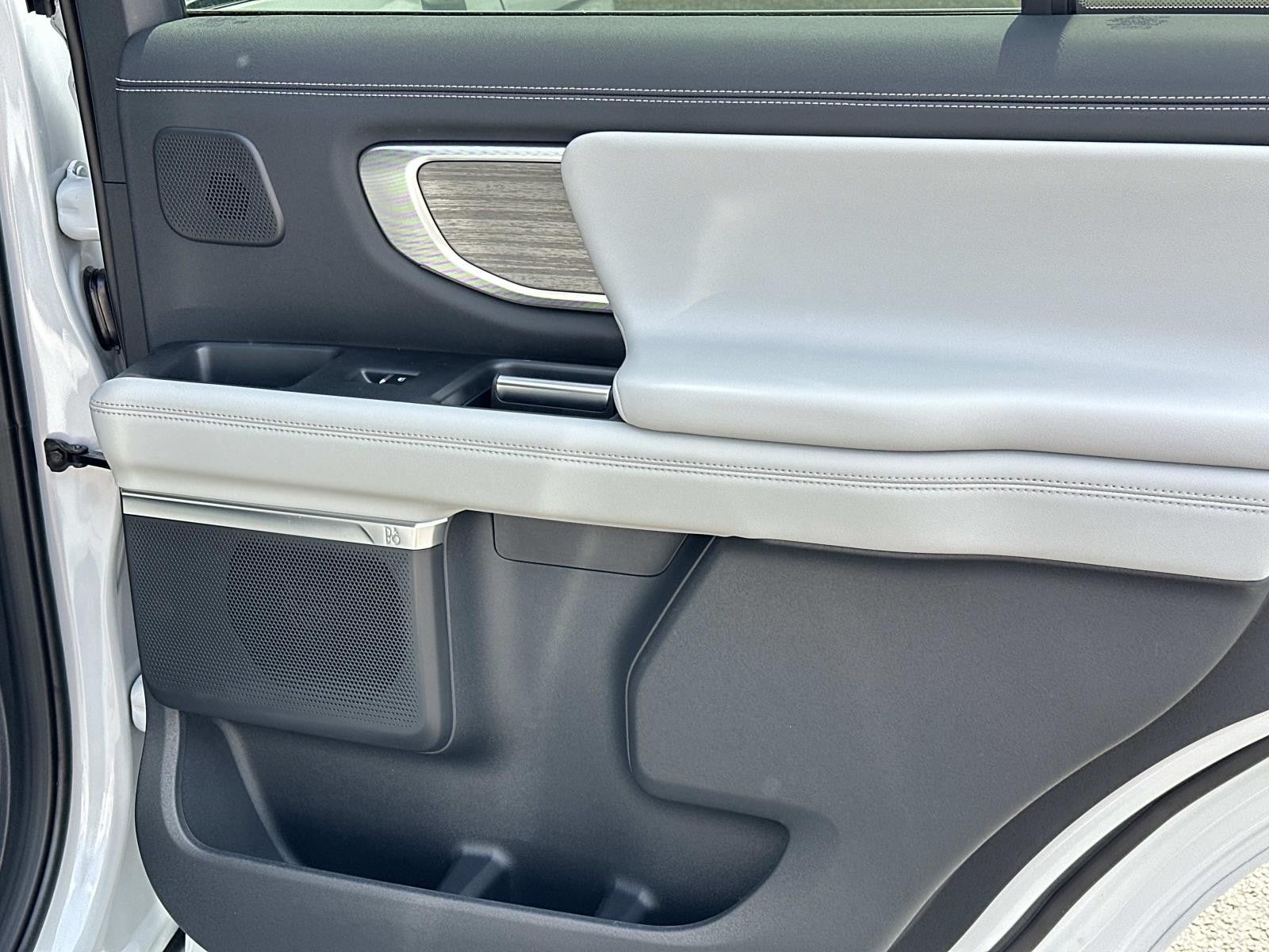 2026 Ford Expedition PLATINUM 4X4