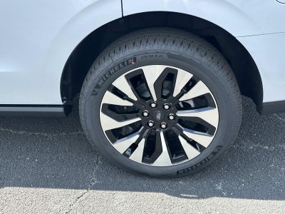 2026 Ford Expedition PLATINUM 4X4