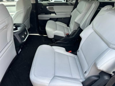 2026 Ford Expedition PLATINUM 4X4