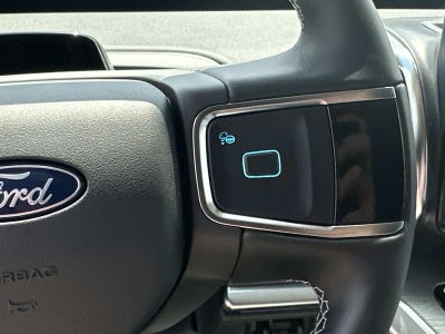 2026 Ford Expedition PLATINUM 4X4