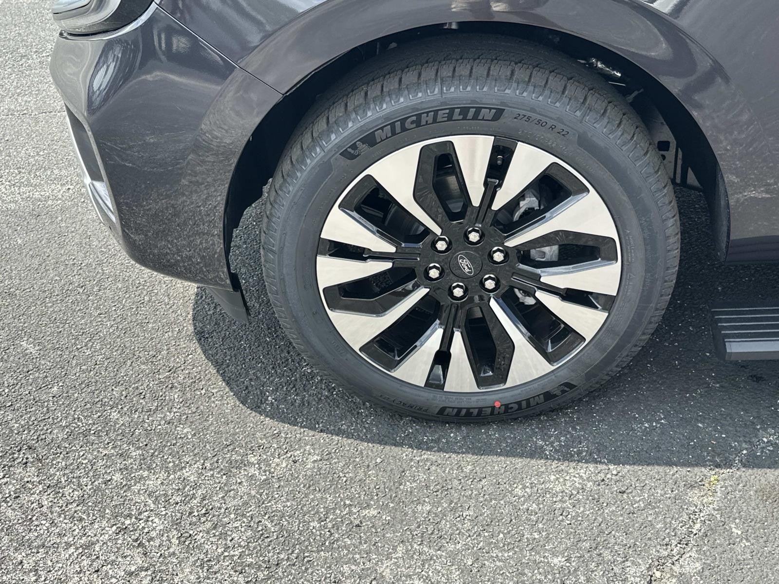 2026 Ford Expedition PLATINUM 4X4