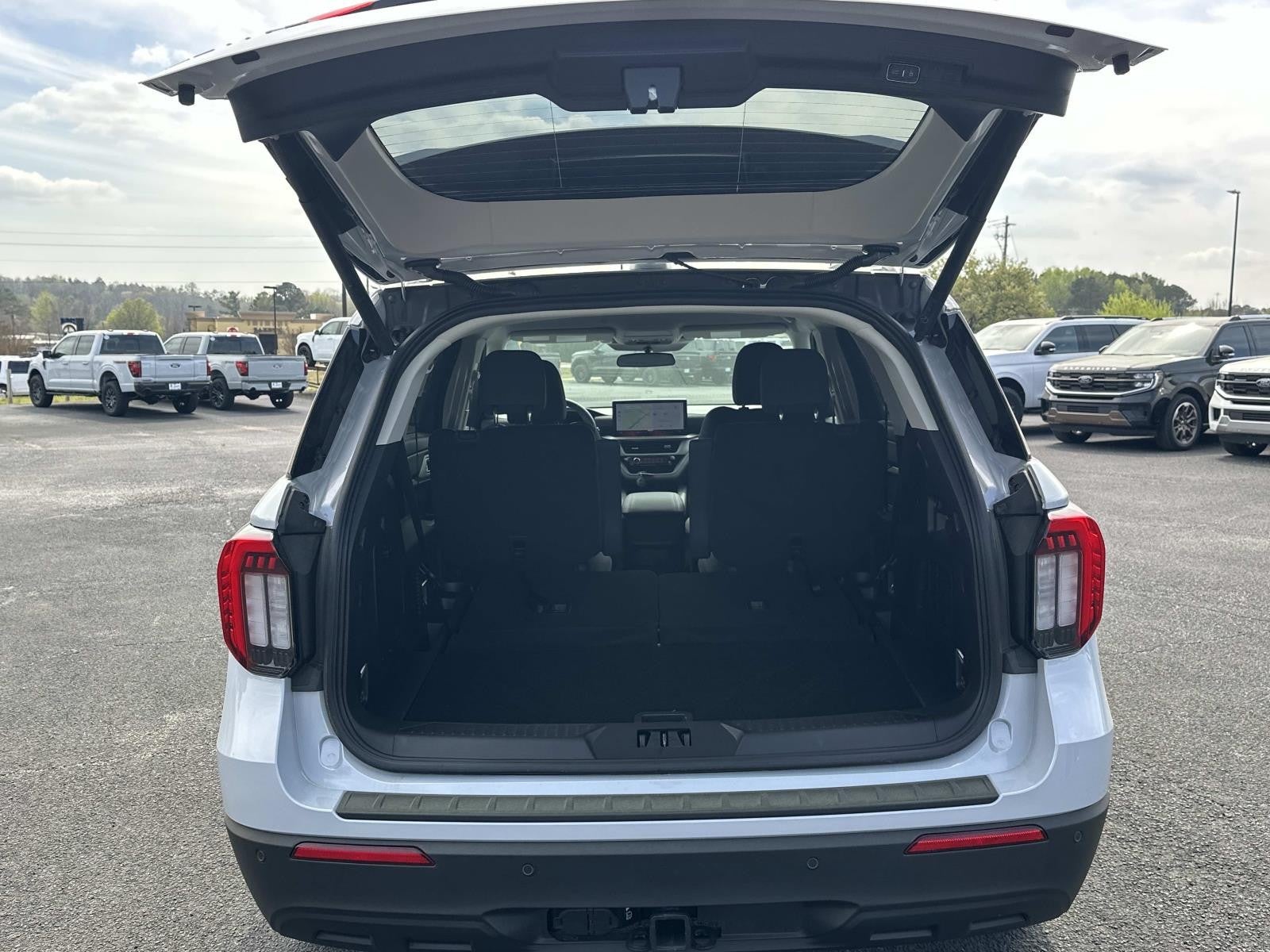 2026 Ford Explorer ACTIVE RWD