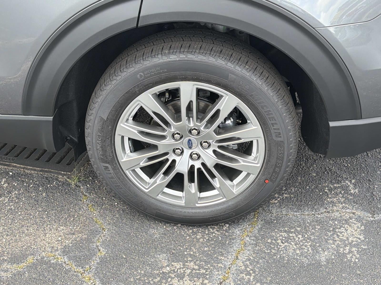 2026 Ford Explorer PLATINUM RWD