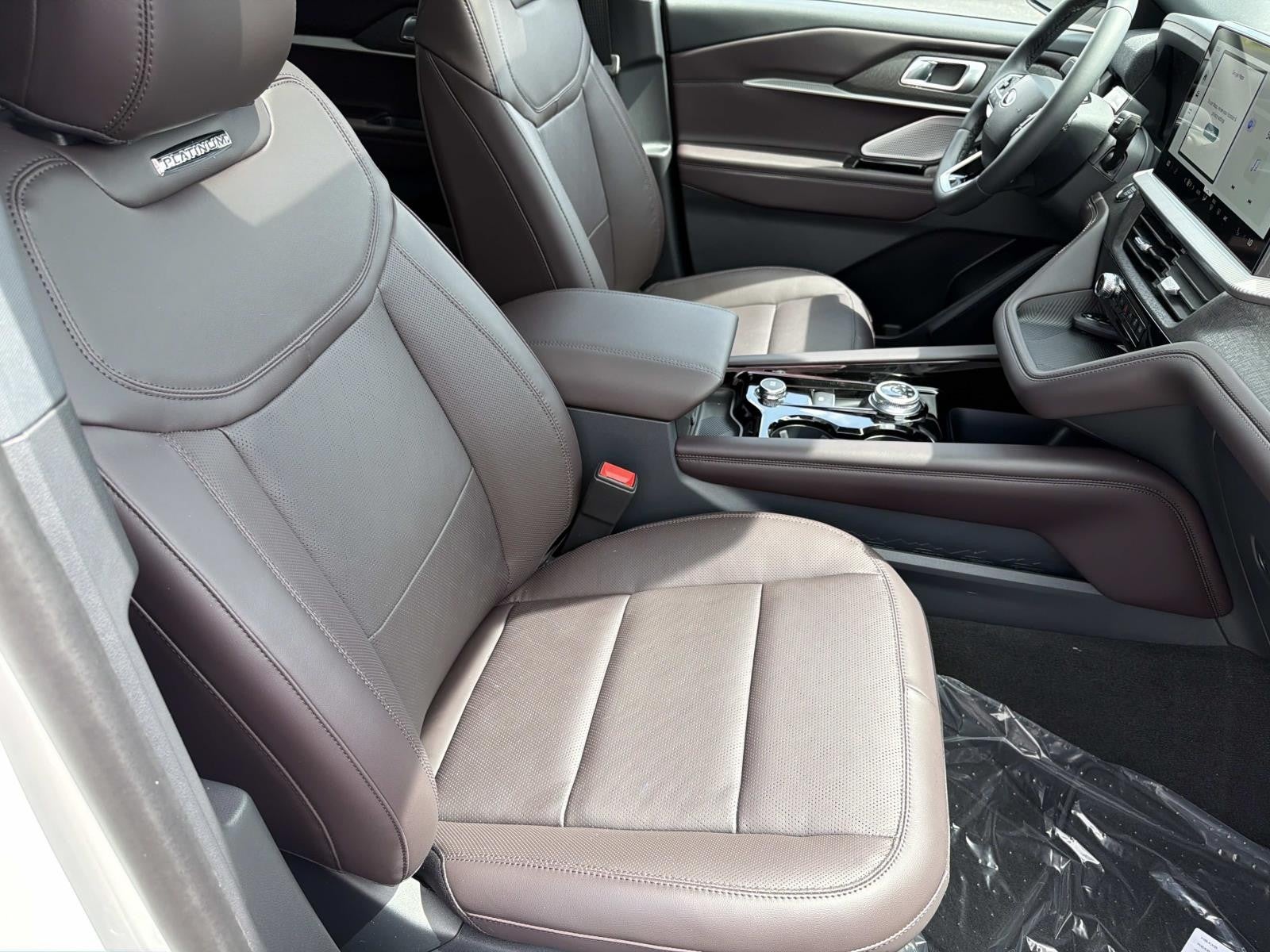 2026 Ford Explorer PLATINUM RWD