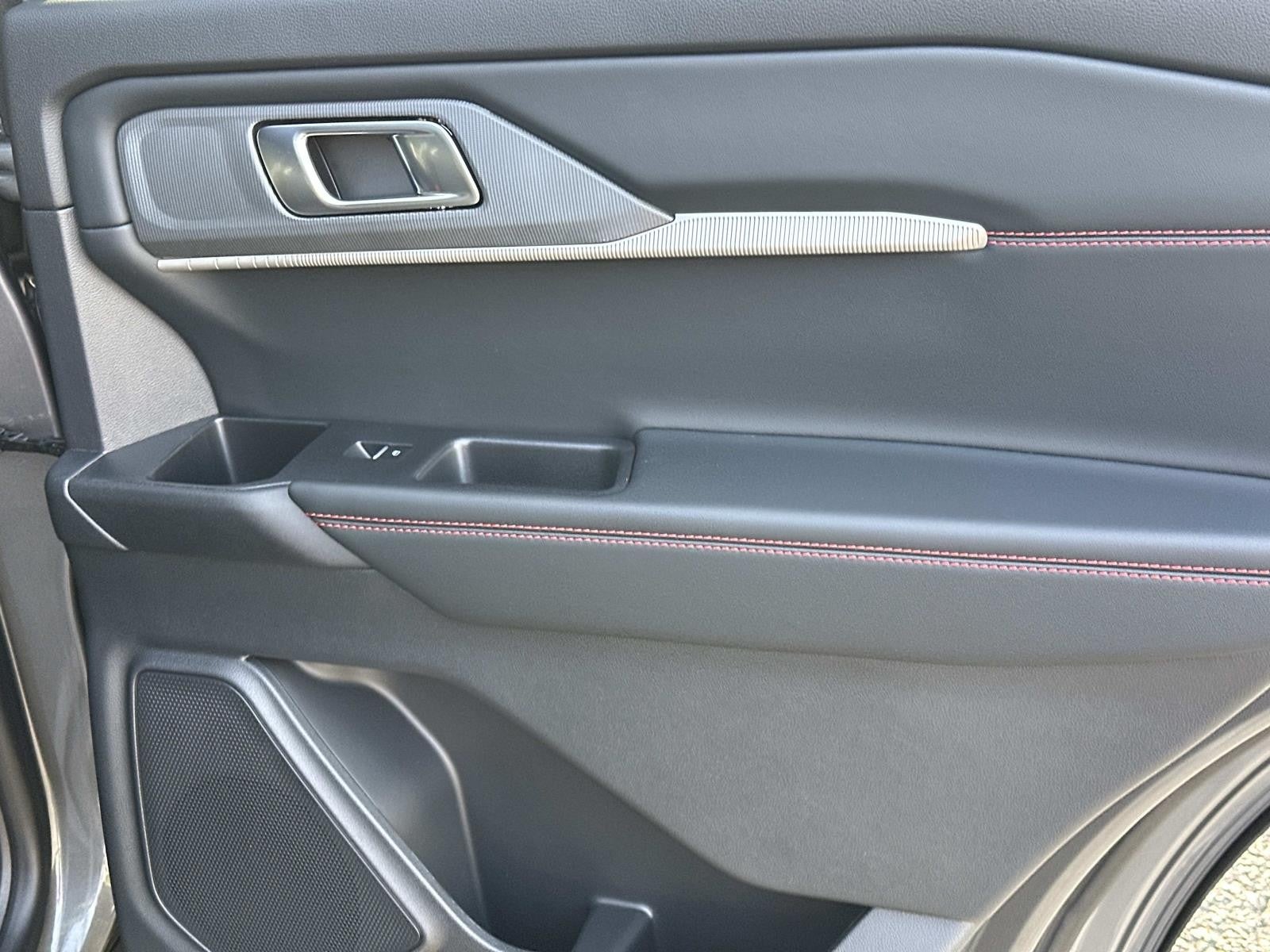 2026 Ford Explorer ST-LINE RWD