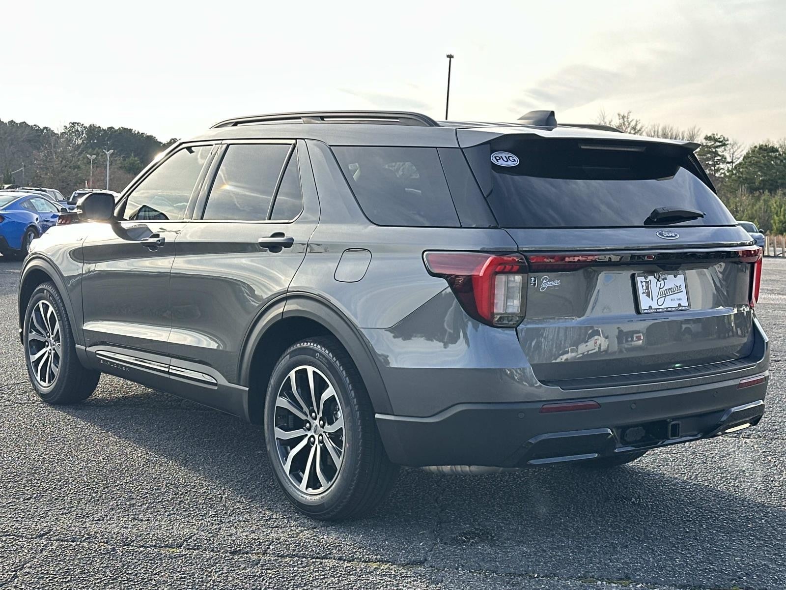2026 Ford Explorer ST-LINE RWD