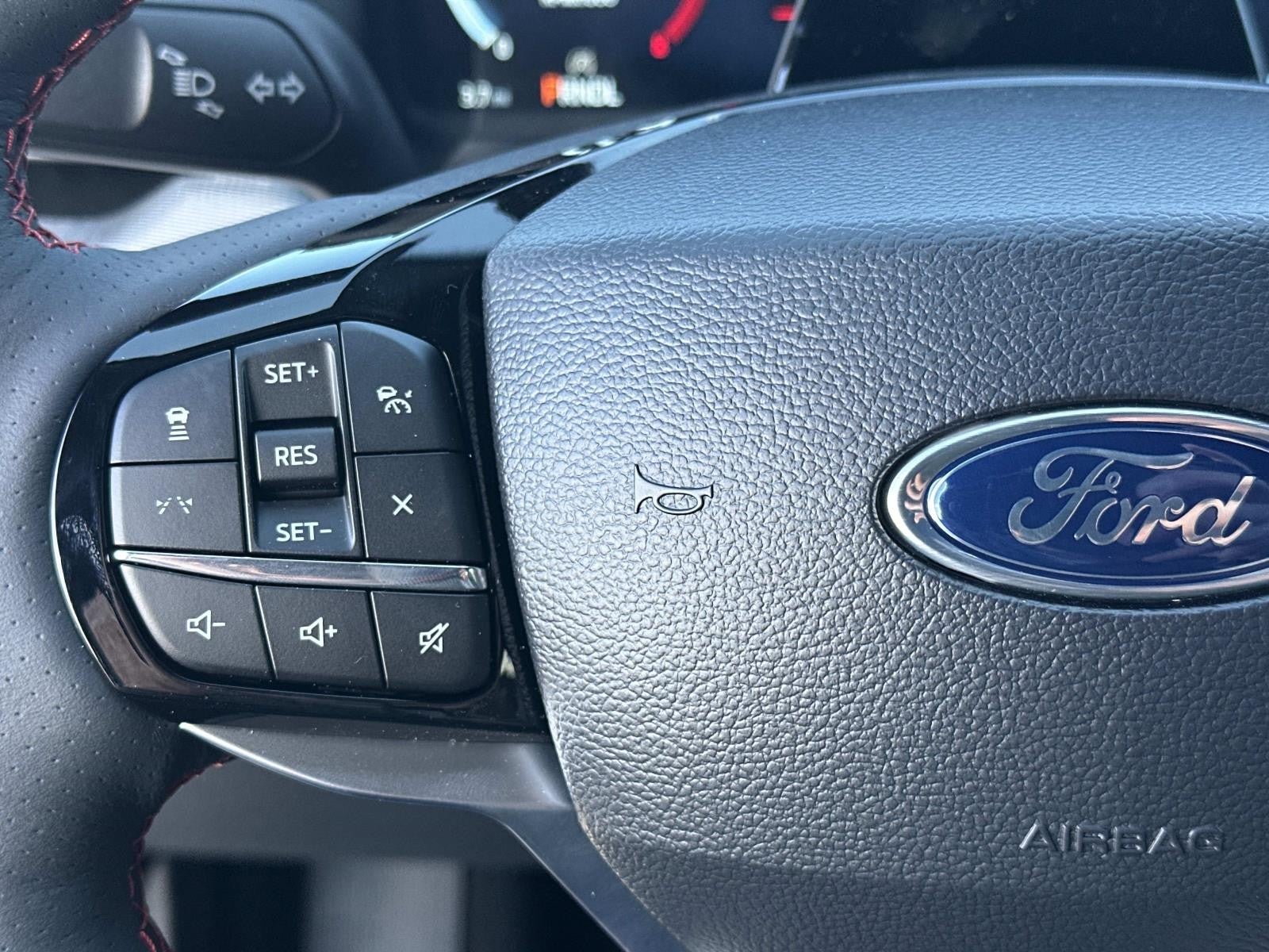 2026 Ford Explorer ST-LINE RWD