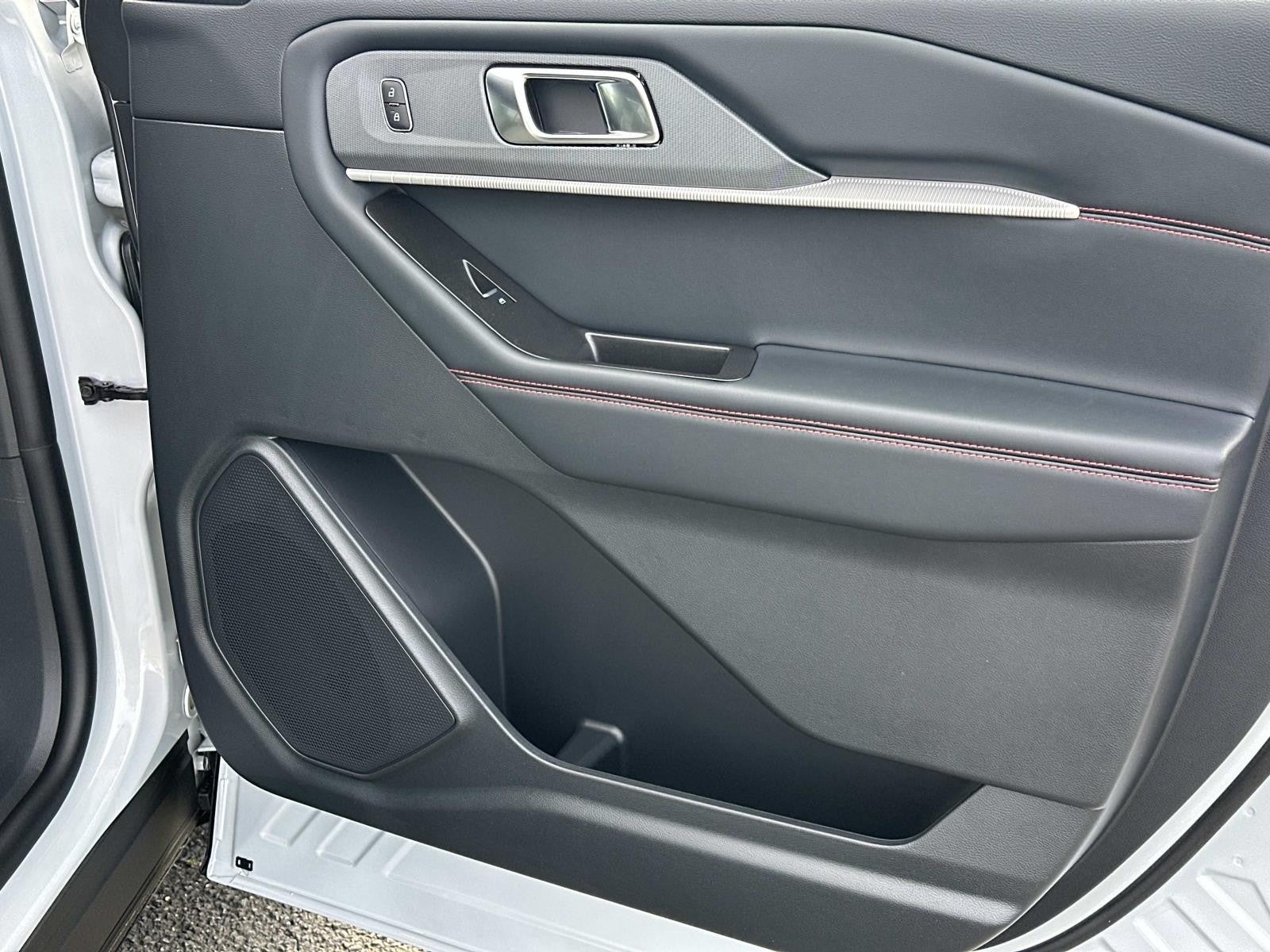 2026 Ford Explorer ST-LINE RWD