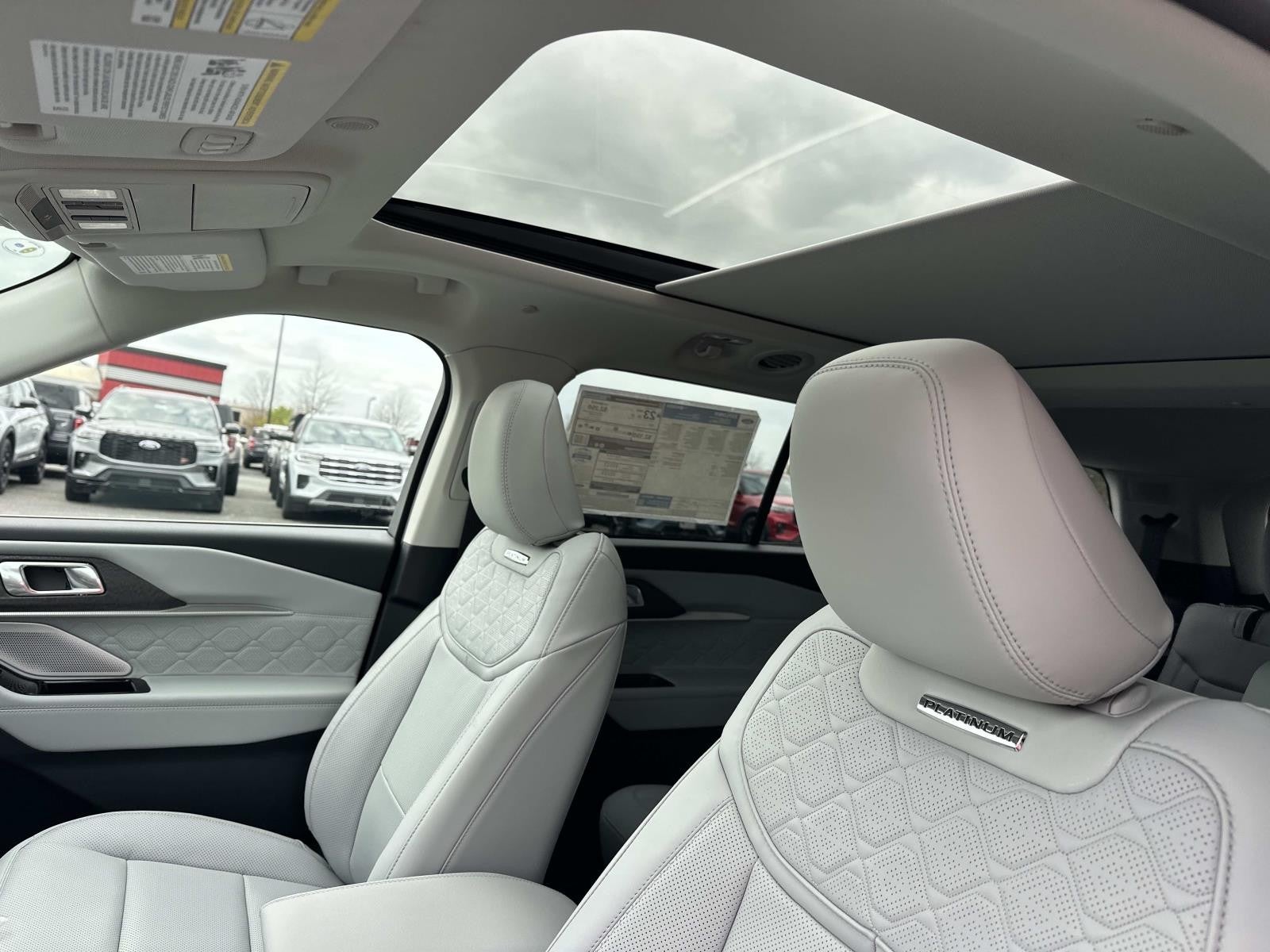 2026 Ford Explorer PLATINUM 4WD