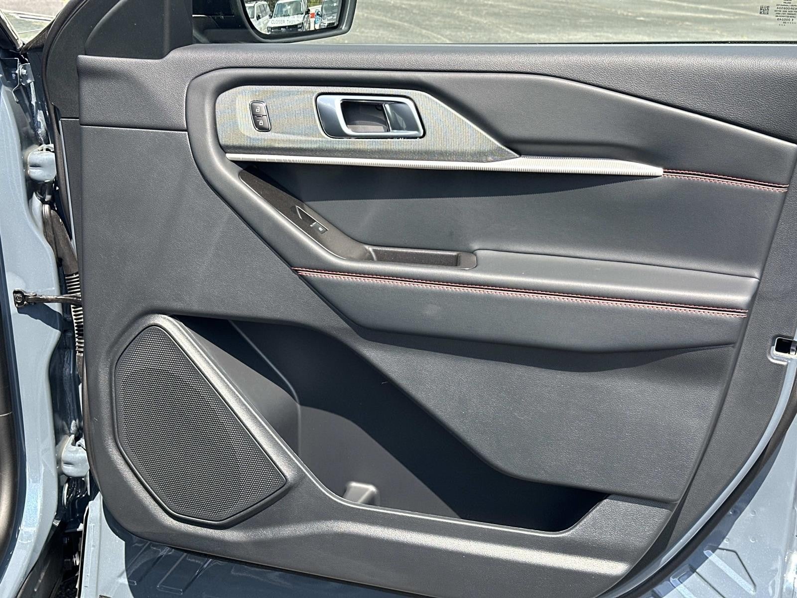 2026 Ford Explorer ST-LINE 4WD