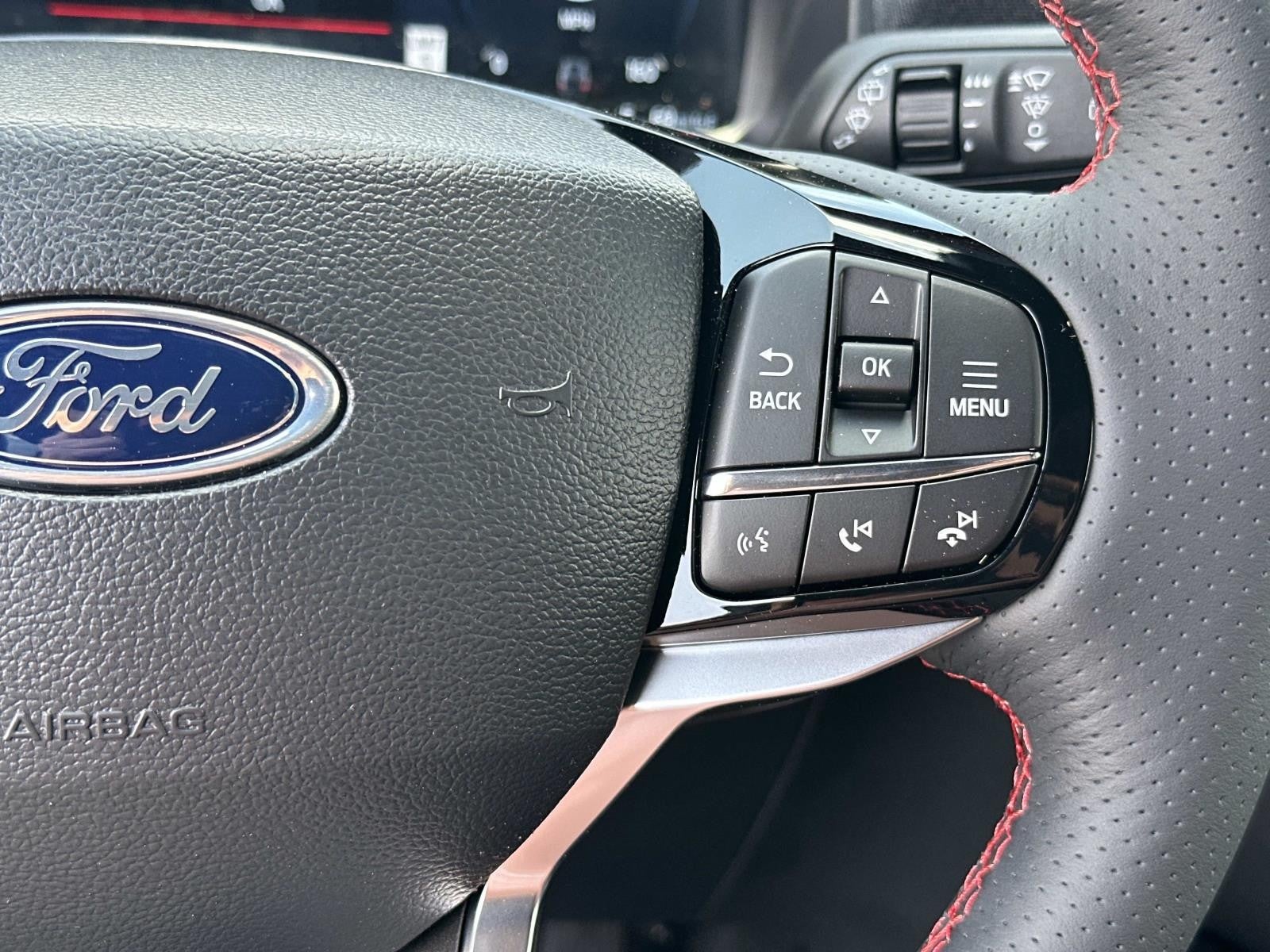 2026 Ford Explorer ST-LINE 4WD