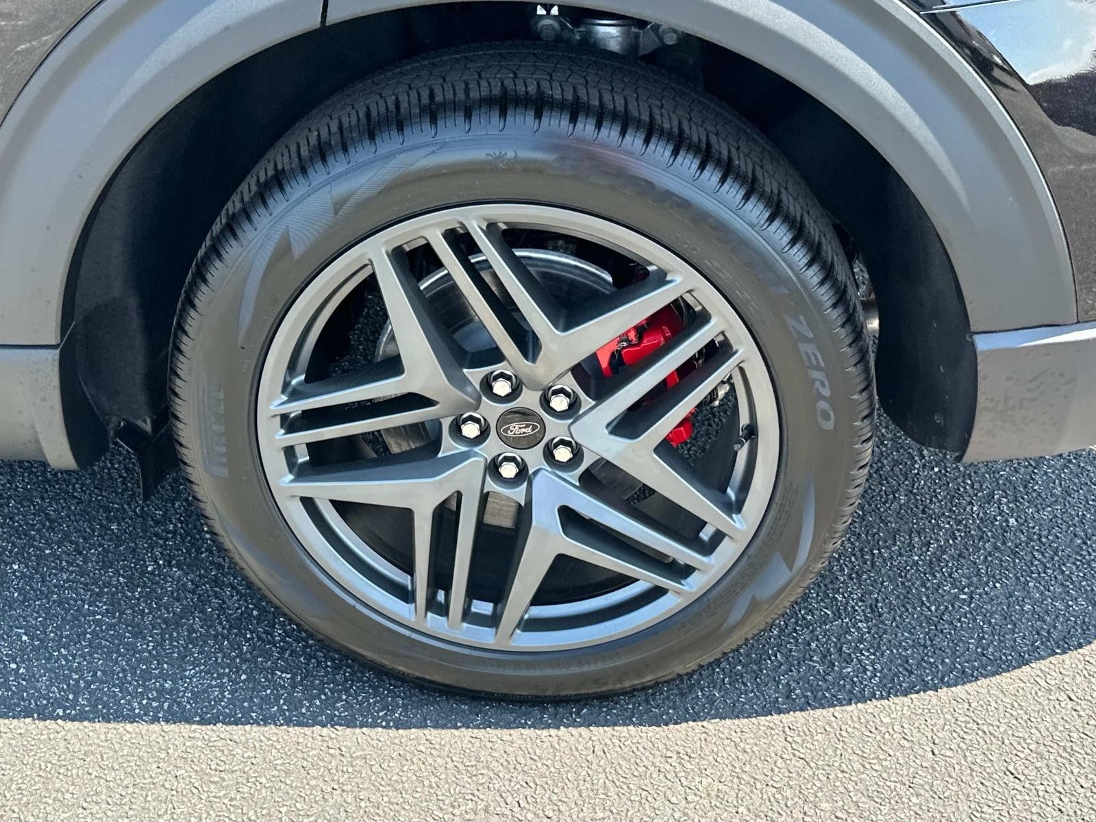 2025 Ford Explorer ST RWD