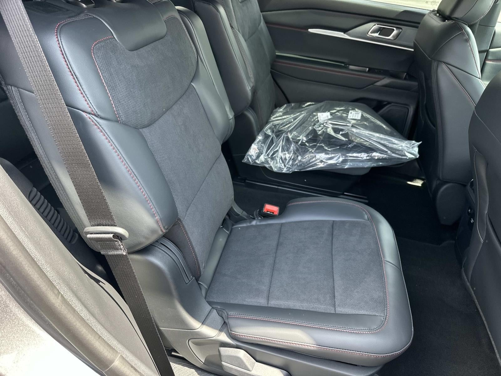 2026 Ford Explorer ST 4WD