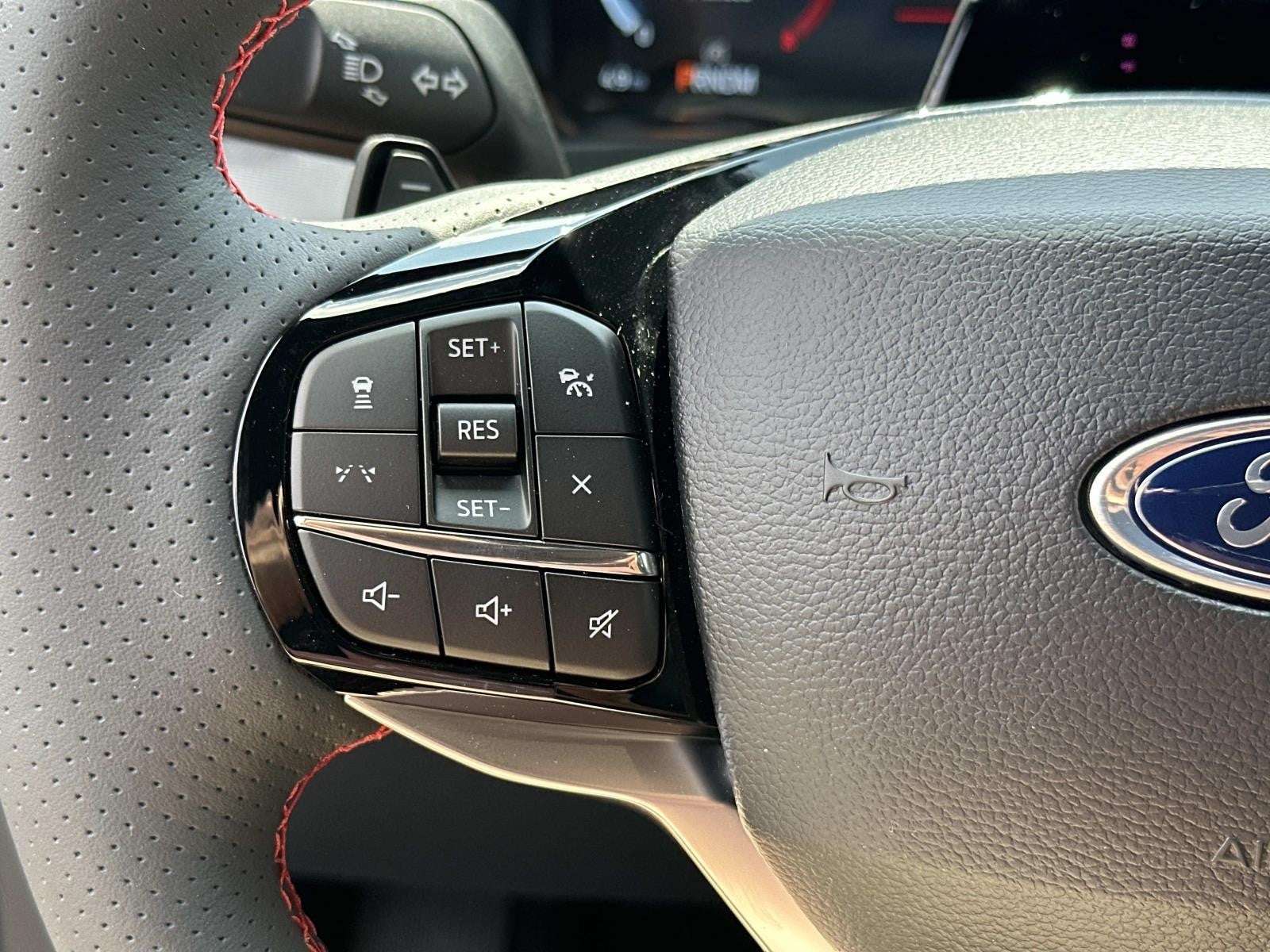 2026 Ford Explorer ST 4WD