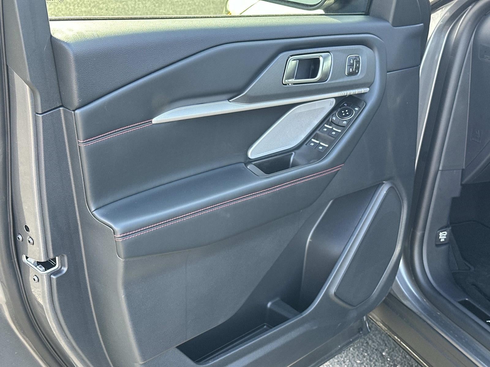 2026 Ford Explorer ST 4WD