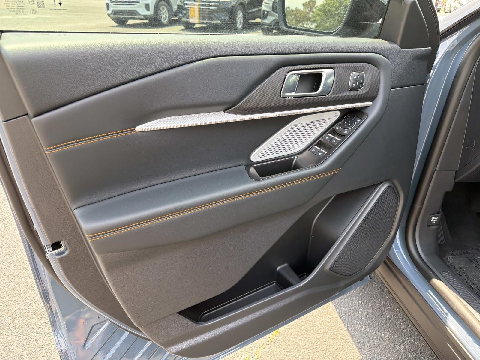 2026 Ford Explorer TREMOR 4WD