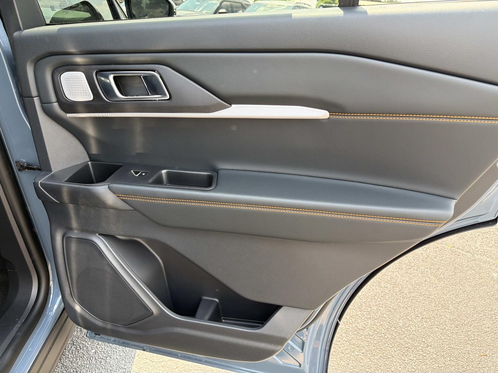 2026 Ford Explorer TREMOR 4WD