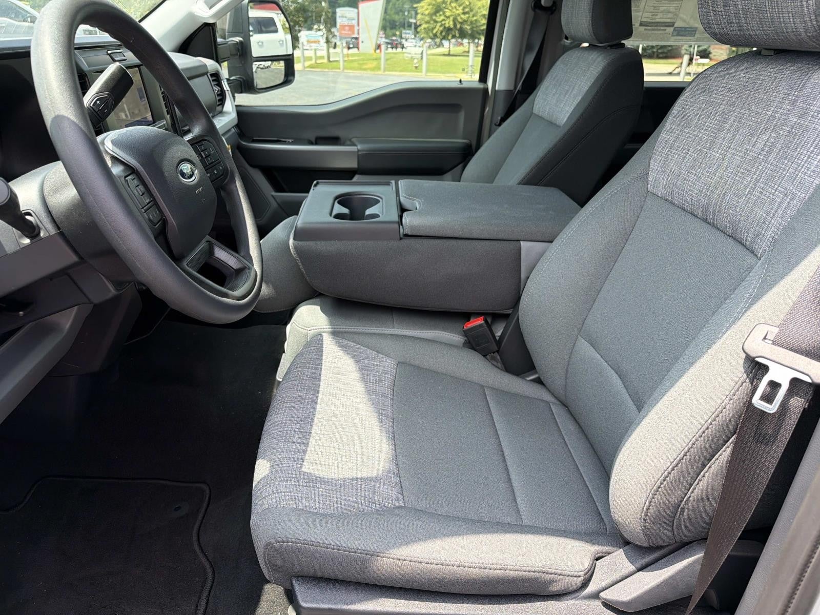 2026 Ford Super Duty F-250 SRW XLT 4WD CREW CAB 6.75' BO