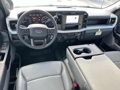 2025 Ford Super Duty F-250 SRW XL 4WD CREW CAB 8' BOX