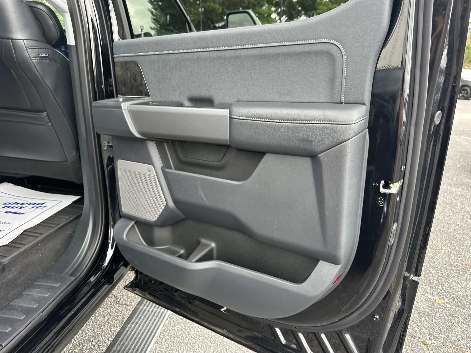 2025 Ford Super Duty F-250 SRW LARIAT 4WD CREW CAB 6.75'