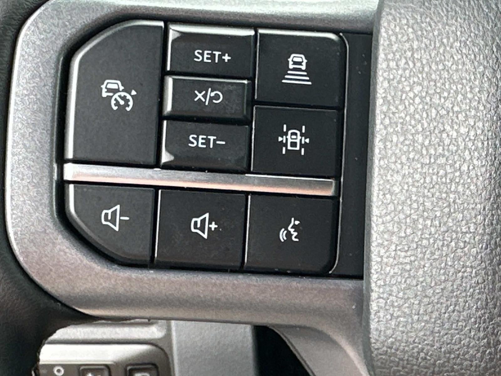 2025 Ford Super Duty F-250 SRW LARIAT 4WD CREW CAB 6.75'