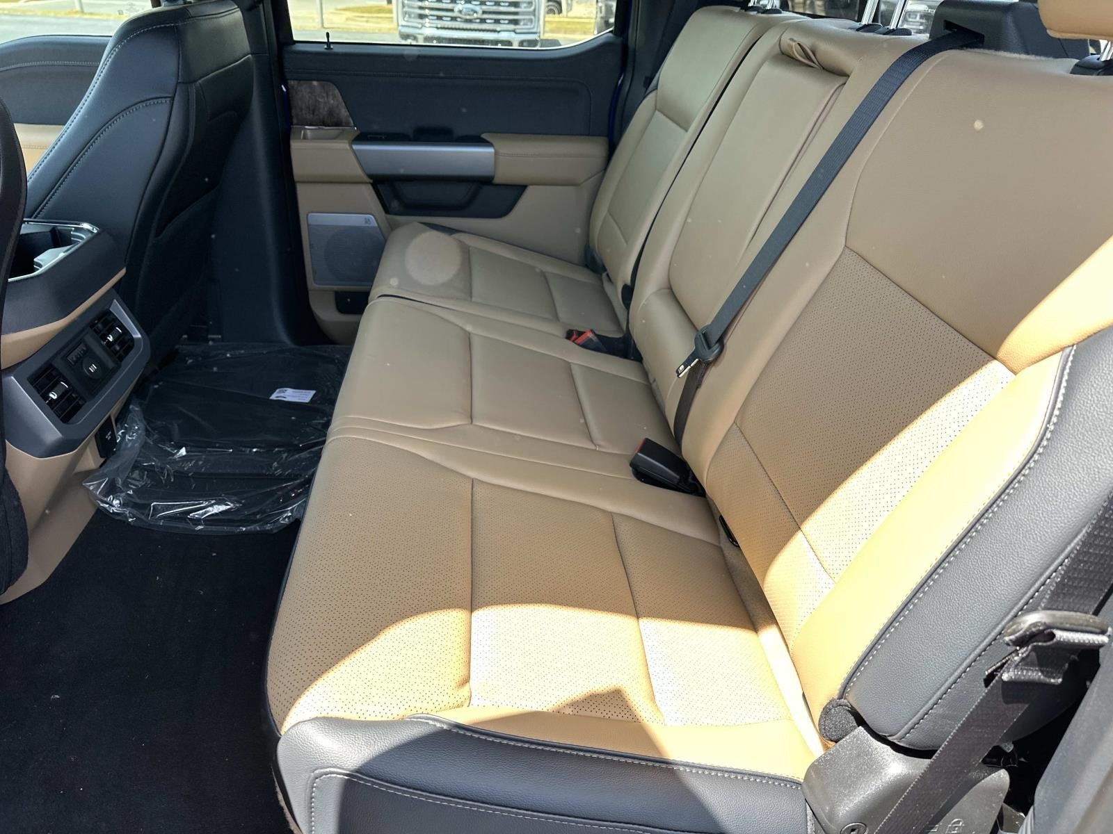 2026 Ford Super Duty F-250 SRW LARIAT 4WD CREW CAB 6.75'