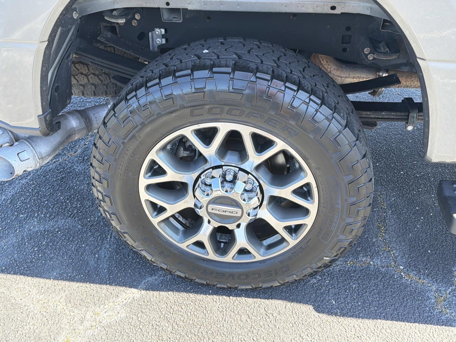 2022 Ford Super Duty F-250 SRW LARIAT