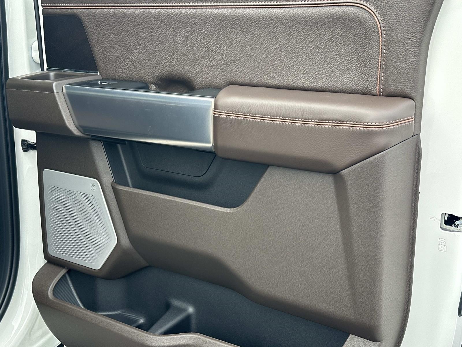 2026 Ford Super Duty F-350 SRW KING RANCH 4WD CREW CAB 6