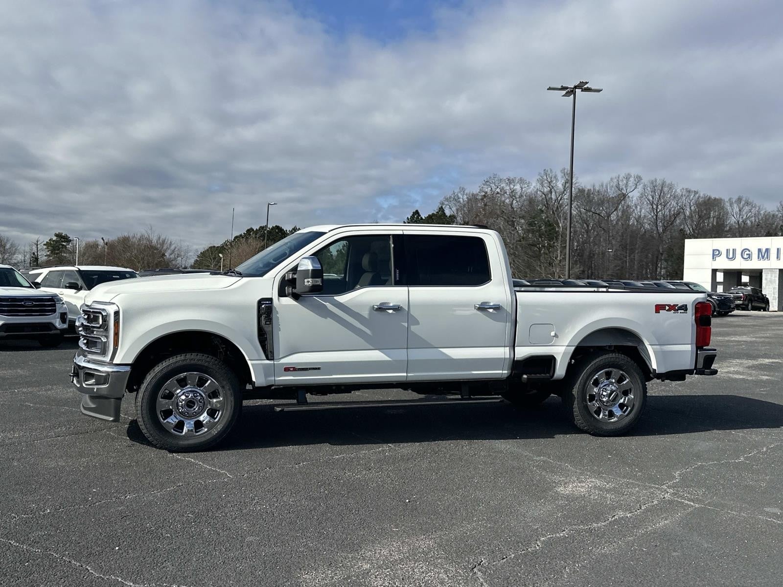 2026 Ford Super Duty F-350 SRW LARIAT 4WD CREW CAB 6.75'