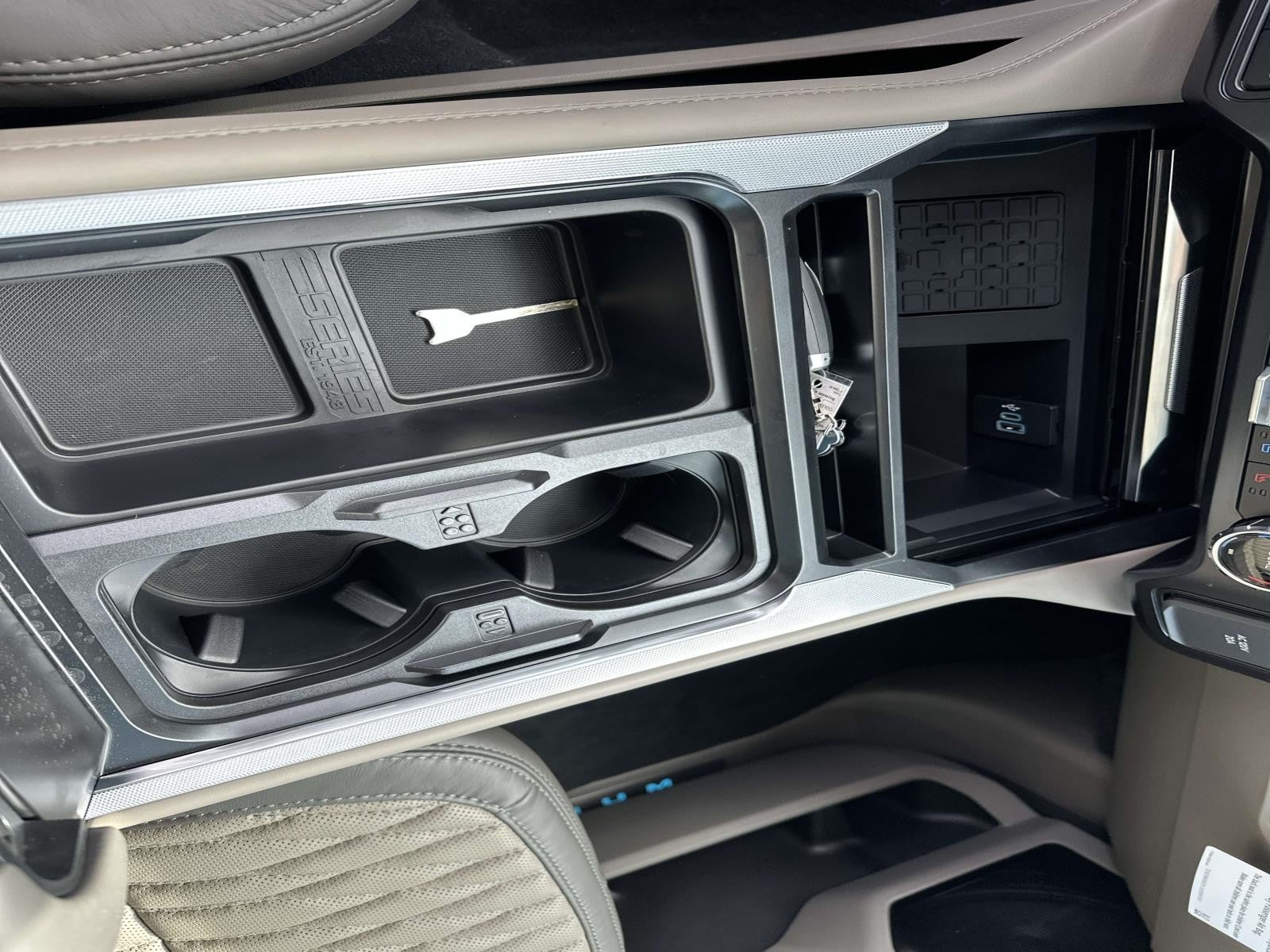 2026 Ford Super Duty F-350 SRW PLATINUM 4WD CREW CAB 6.7