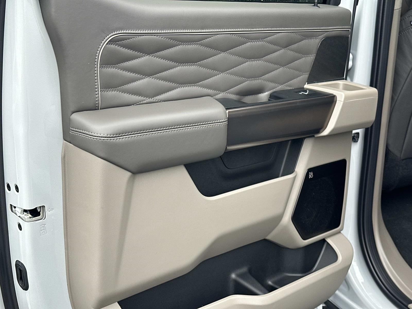 2026 Ford Super Duty F-350 SRW PLATINUM 4WD CREW CAB 6.7