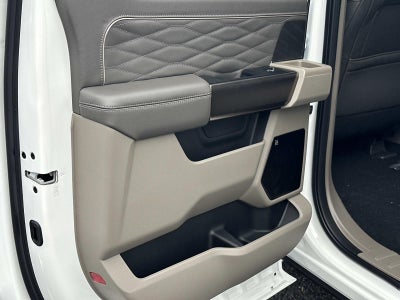 2026 Ford Super Duty F-350 DRW PLATINUM 4WD CREW CAB 8'