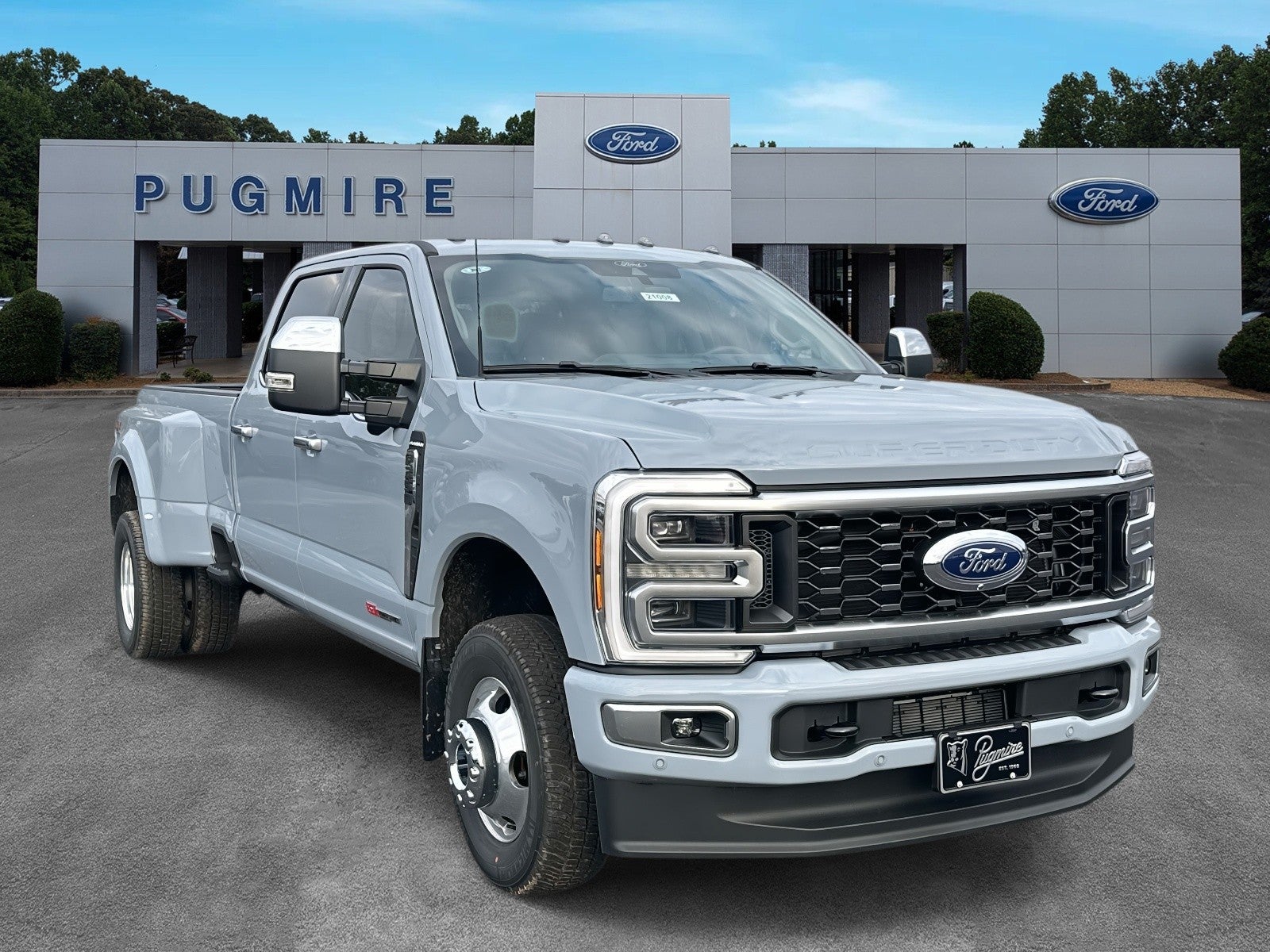 2026 Ford Super Duty F-350 DRW PLATINUM 4WD CREW CAB 8'